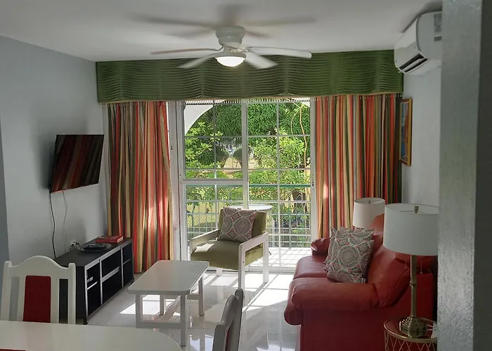 Marchabell By The Sea E22 Ocho Rios